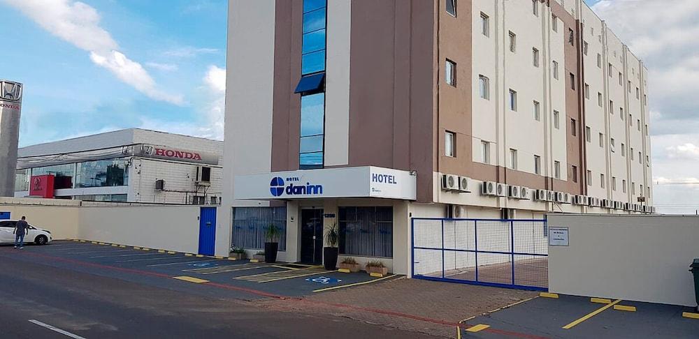 Hotel Dan Inn Sao Carlos By Nacional Inn Exterior photo